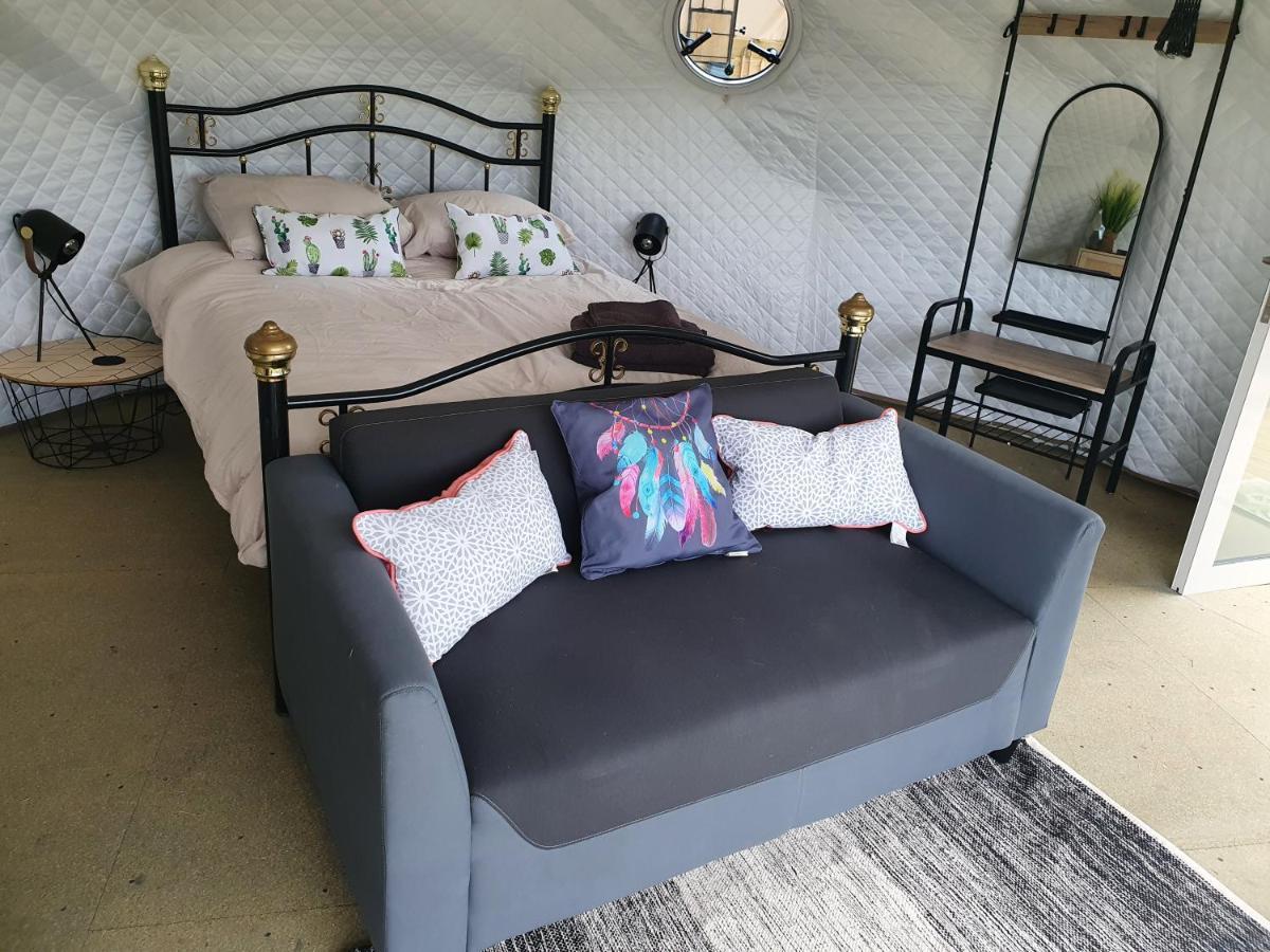 Moulin Du Pommier Glamping & Camping Saulgond Esterno foto