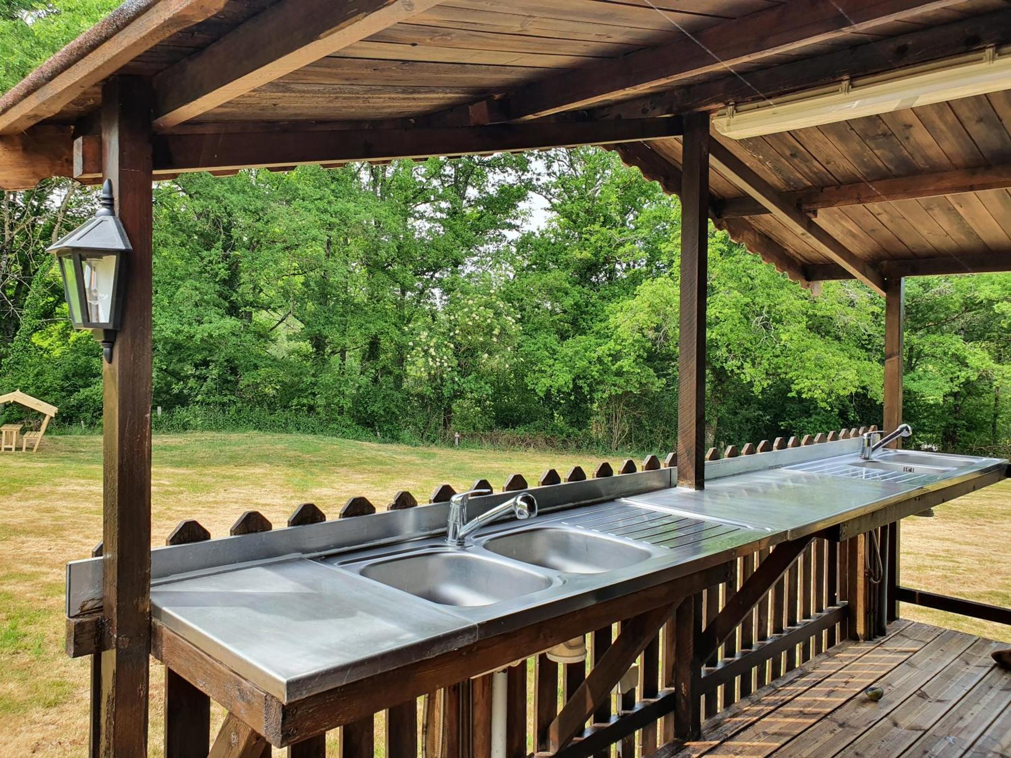 Moulin Du Pommier Glamping & Camping Saulgond Esterno foto